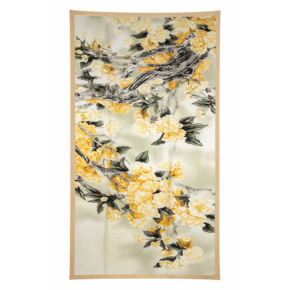 Virágba borult kert mintás sál, sárga, 85 × 180 cm, 100% vegán selyem
