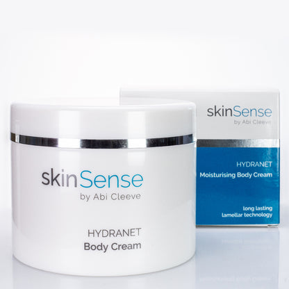 SkinSense 2 Lépéses Bőrápoló Kollekció: SkinSense Testápoló Krém 400 ml és Testradír 200 ml