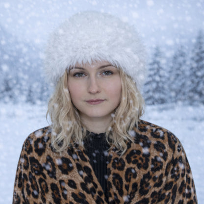 Bézs műszőrme téli sapka – egyméretes