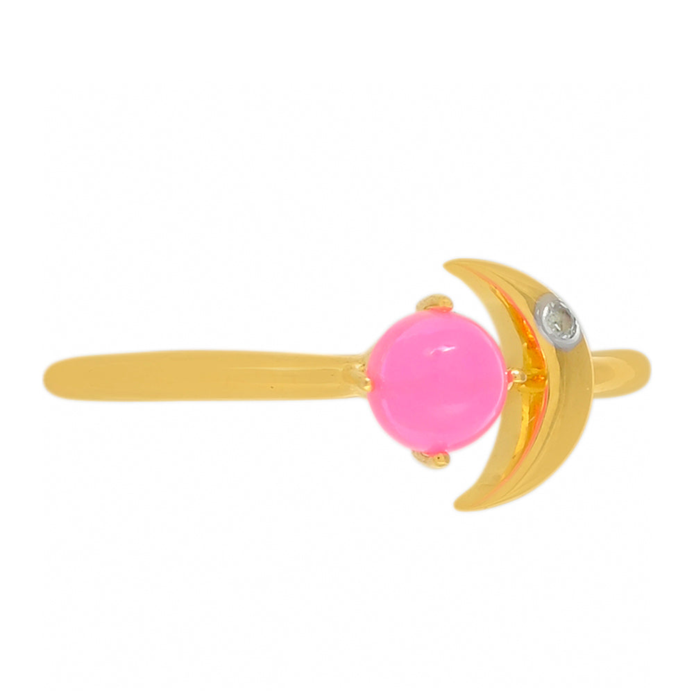 Arannyal Bevont Ezüst Gyűrű Etiópiai Neon Pink Opállal és Fehér Topázzal