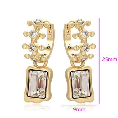 Arany tónusú Emporia Ötvözetű Fülbevaló Fehér Emporia® Kristállyal