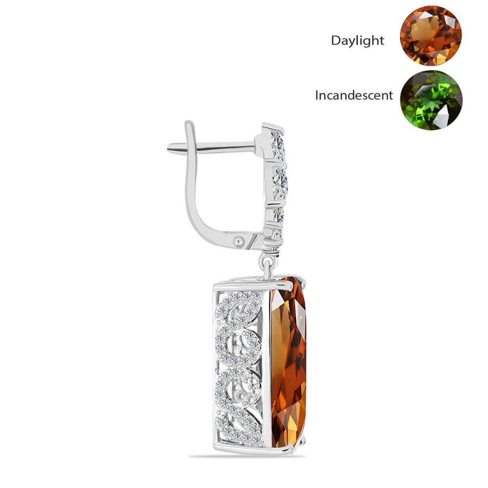Ezüst Fülbevaló Minősített laboratóriumban előállított Anatóliai Zultanit-tal és Fehér Topázzal